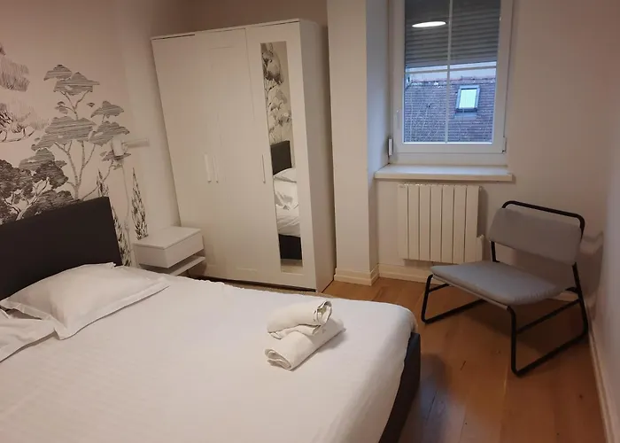 Le Vercingetorix - Charme Et Confort * Ντιζόν